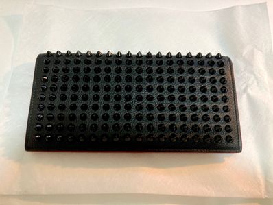 ルブタン 長財布 ナクソス スパイクスタッズ レザーブラック