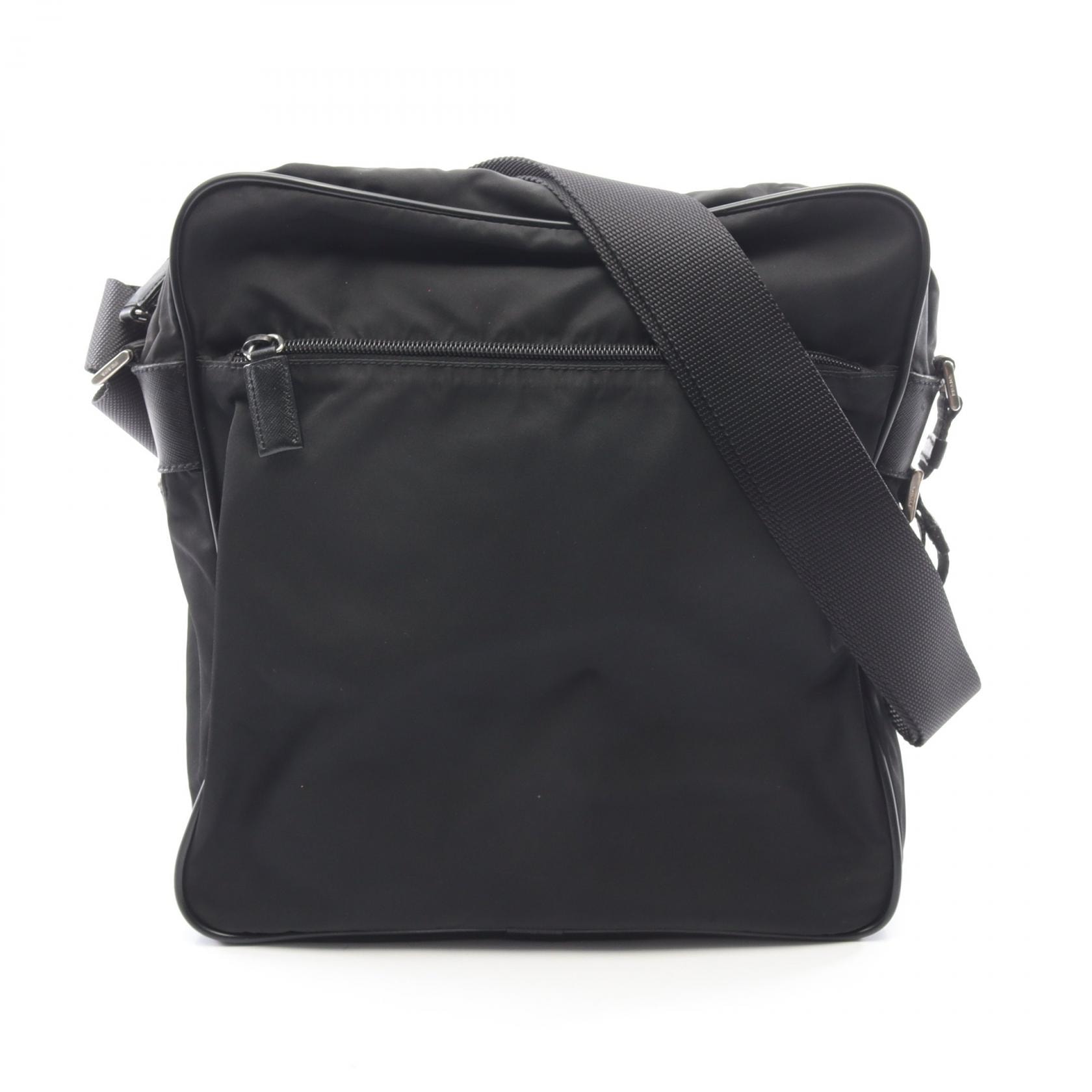 プラダ PRADA トライアングルロゴ ショルダーバッグ バッグ ナイロン サフィアーノレザー メンズ レディース ブラック系 【中古】