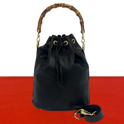 GUCCI グッチ バンブー レザー ショルダーバッグ ブラック
38679