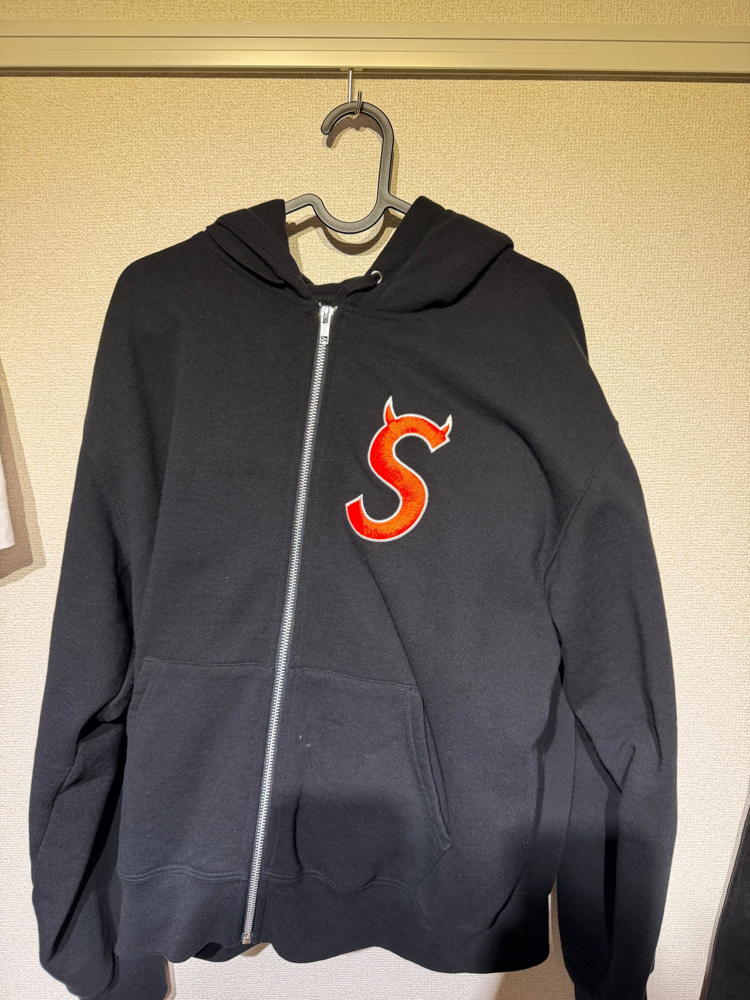 Supreme Devil S Logo Zip Up Hooded Sweatshirt "Black"