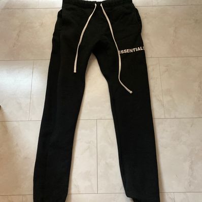 FEAR OF GOD Essentials Graphic Sweatpants "Black"