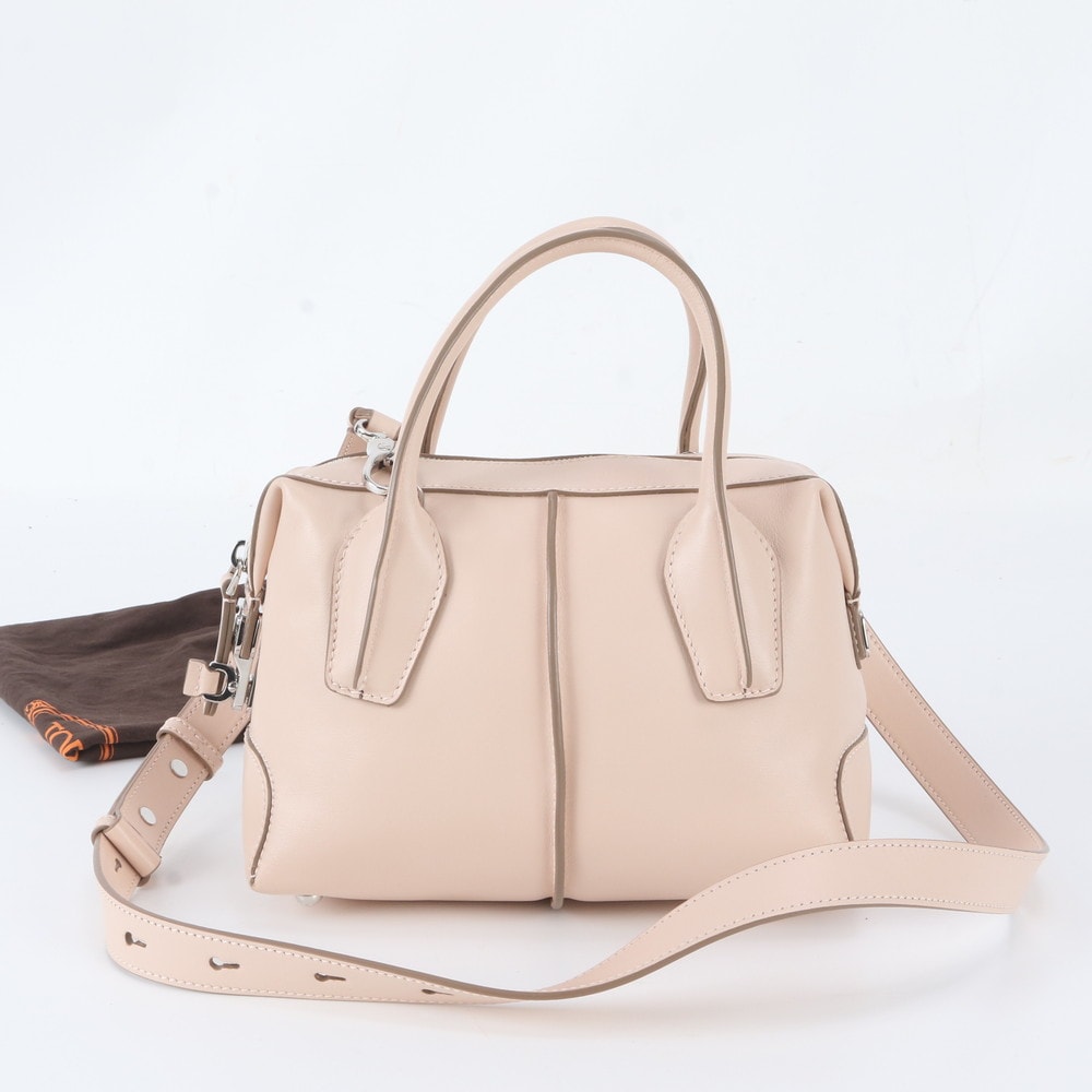 ■新品同様 トッズ Dスタイリングショルダーバッグ レザー
