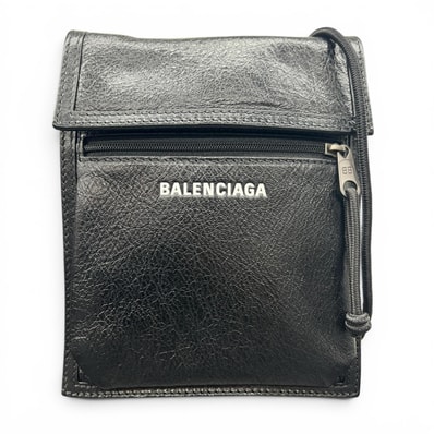 BALENCIAGA 極美品 バレンシアガ エクスプローラー ショルダーバッグ 532298 レザー ブラック ロゴ クロスボディ ポシェット サコッシュ Aランク 中古 鑑定済 バレンシアガバッグ
