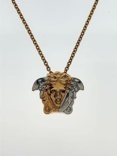 VERSACE
