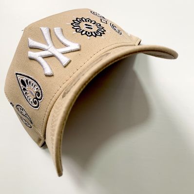 【新品未使用】海外限定 NY ヤンキース ベージュ ペイズリー