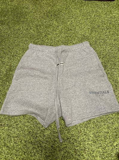 FEAR OF GOD ESSENTIALS Sweat Shorts "Grey"