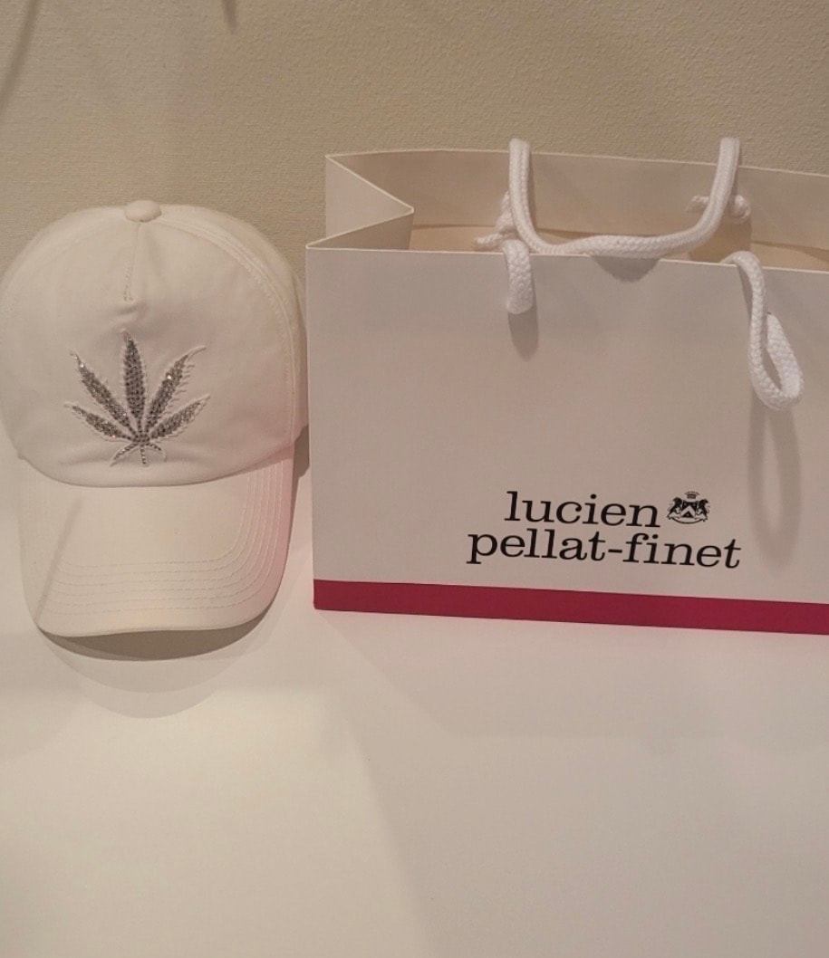 希少品 期間限定特別価格 ルシアンペラフィネ スワロフスキー リーフキャップ