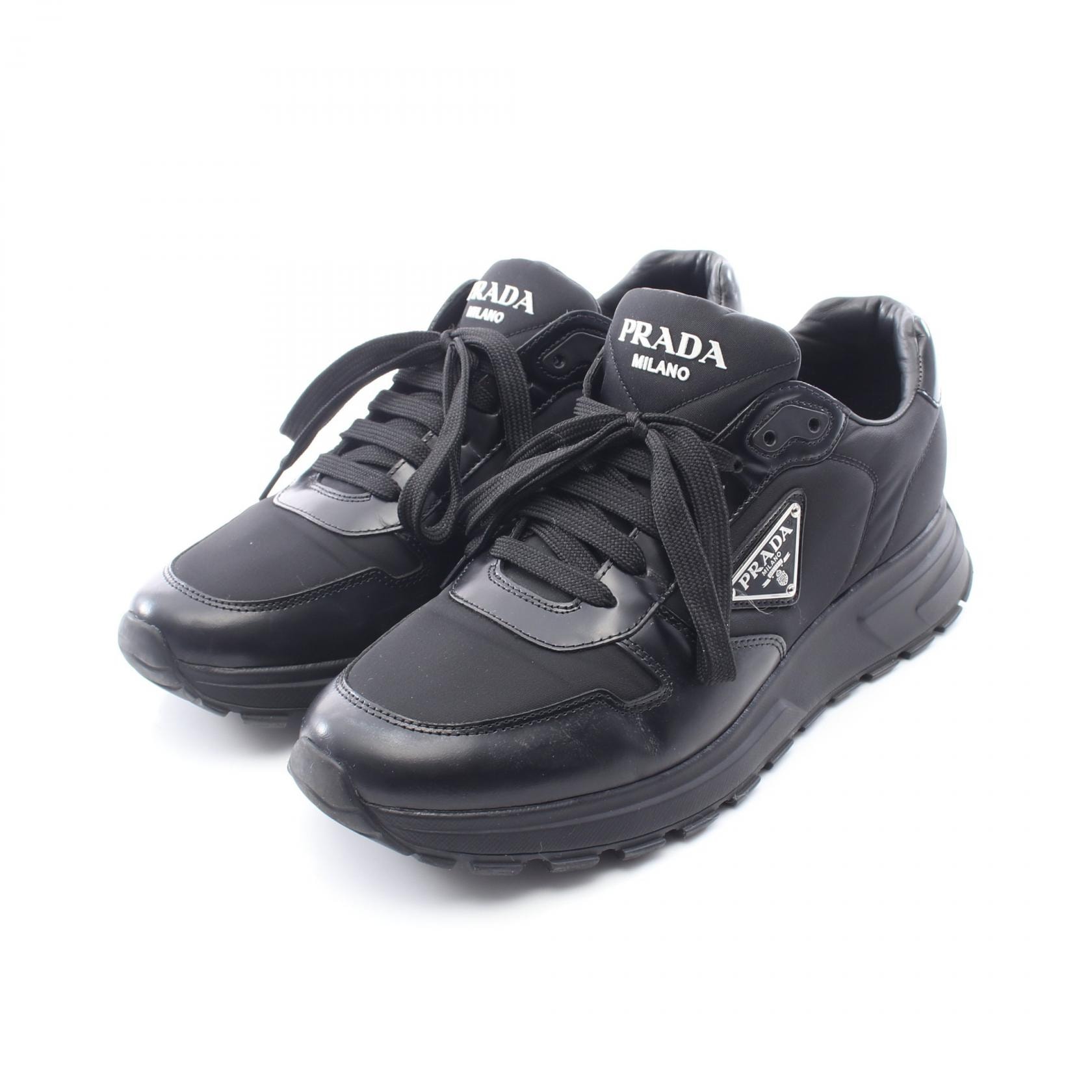 プラダ PRADA PRAX 01 Re-Nylon スニーカー 靴 ナイロン メンズ ブラック系 【中古】