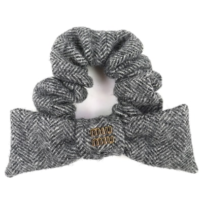 極美品 ミュウミュウ シェブロン ウール シュシュ グレー 51F181