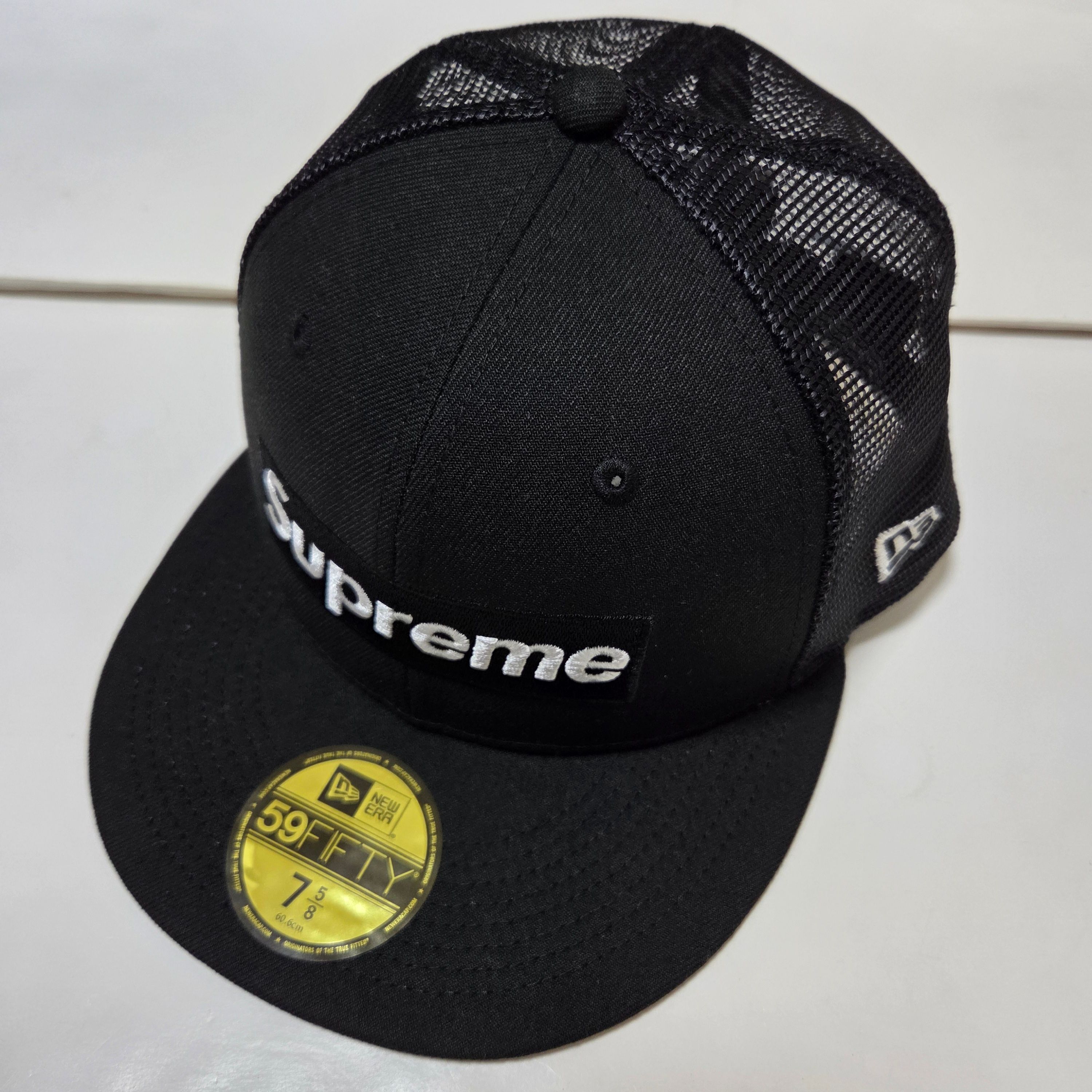 Supreme Box Logo Mesh Back New Era "Black" (22SS)