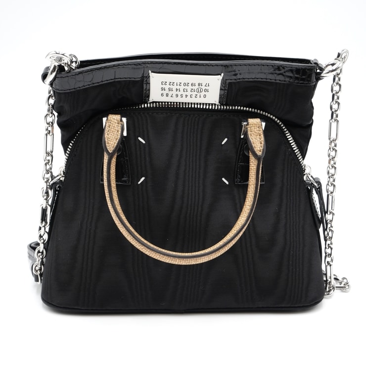 Maison Margiela(メゾン マルジェラ)5AC ブロークンミラー マイクロ ショルダーバッグ ハンドバッグ 2WAY ブラック ナイロン シルバー金具 チェーン レディース【中古】