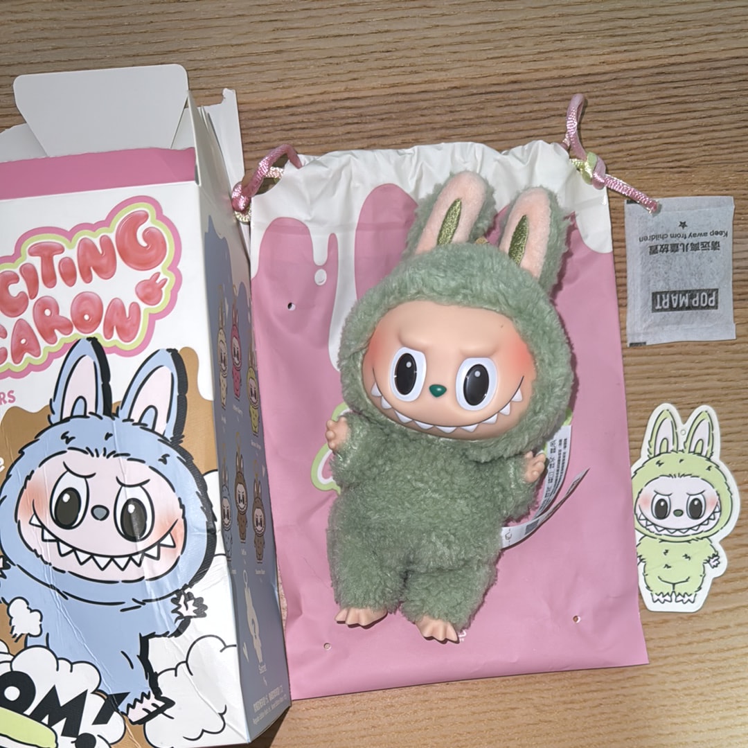 POP MART THE MONSTERS (LABUBU) Exciting Macaron Plush Series GREEN GRAPE