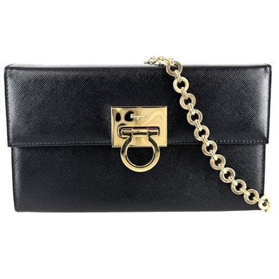 Salvatore Ferragamo サルヴァトーレフェラガモ ショルダーバッグ ガンチーニ チェーンショルダー 肩掛け 斜め掛け レザー ブラック 黒 ゴールド金具 レディース【中古品】