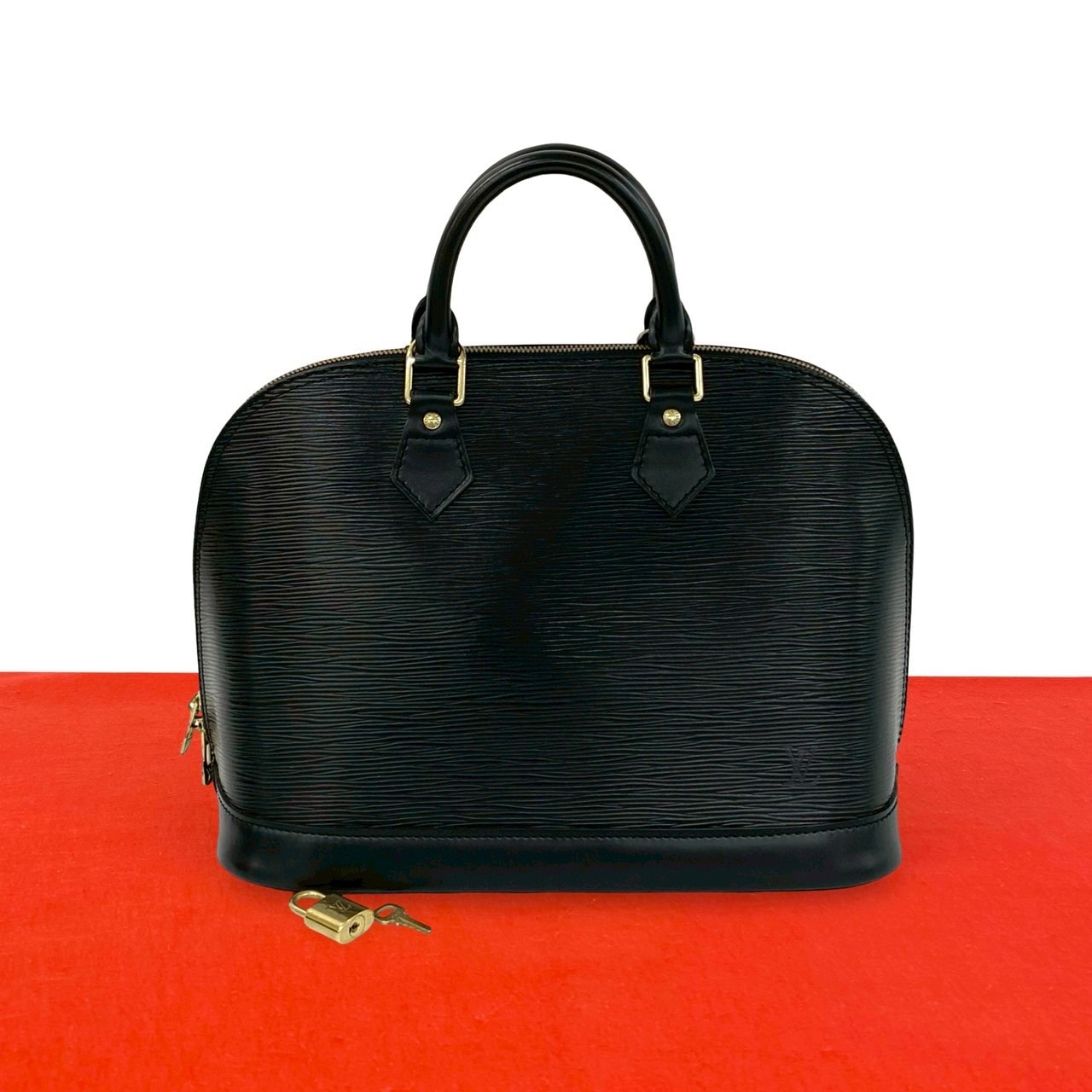 LOUIS VUITTON ルイヴィトン アルマ エピ レザー ハンドバッグ ブラック
 67406