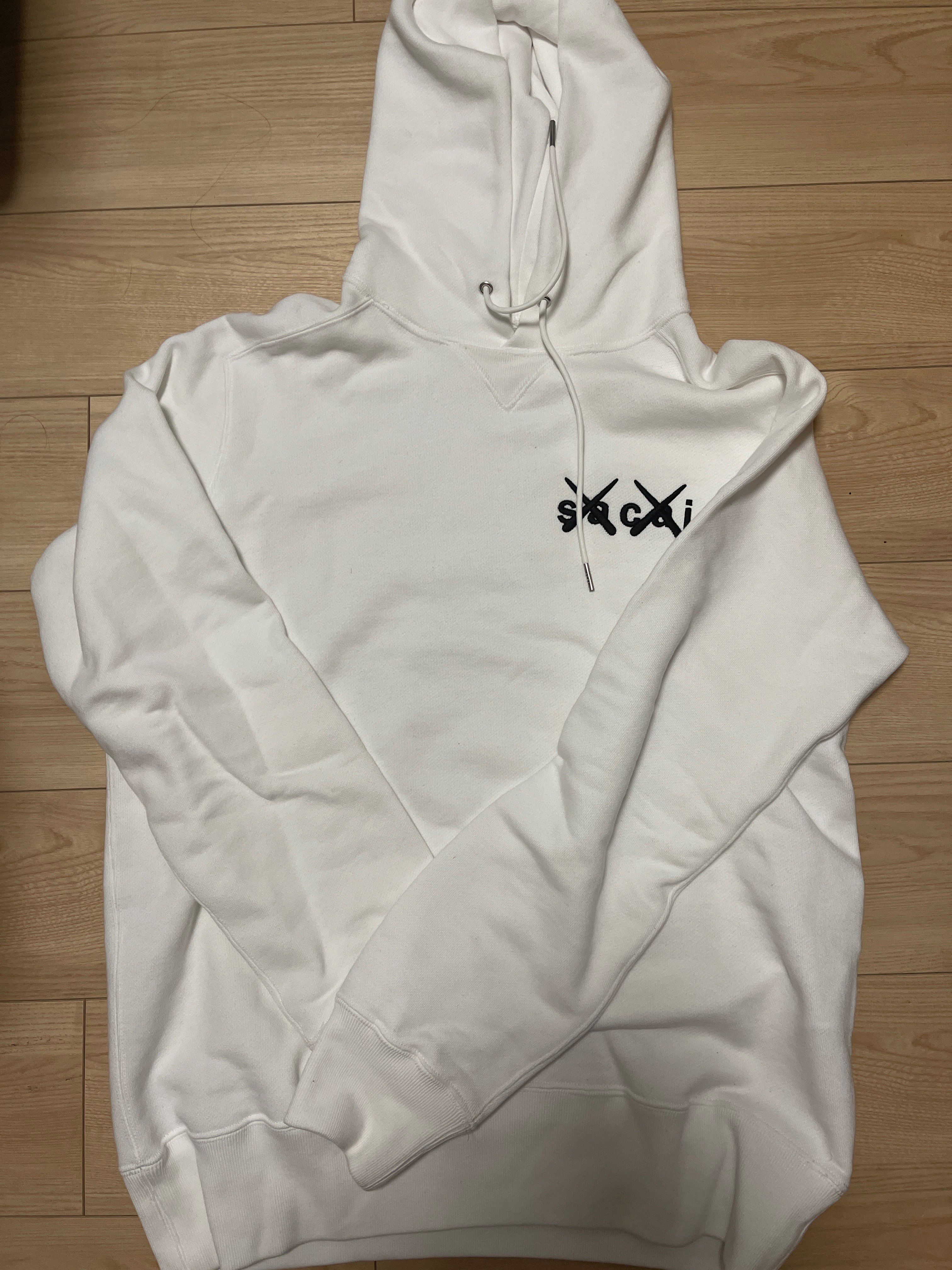sacai KAWS Embroidery Hoodie "White"