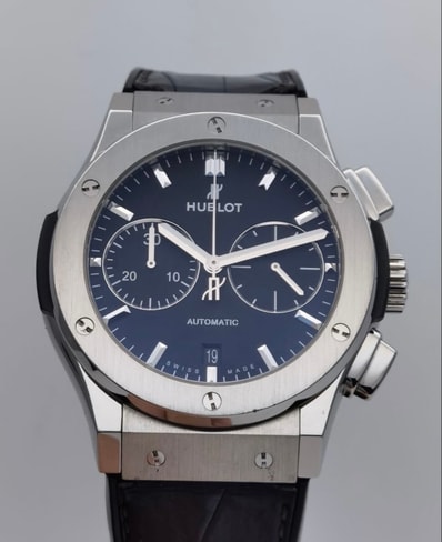 HUBLOT クラシックフュージョン 521.NX.1171.LR クロノグラフ デイト チタニウム ブラック