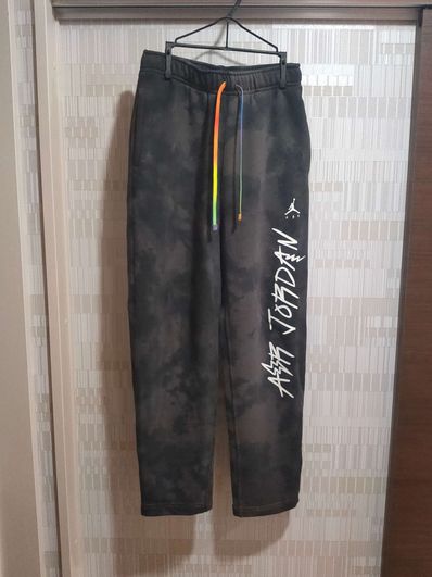 Jordan x J Balvin Men's Fleece Pants "Brown"