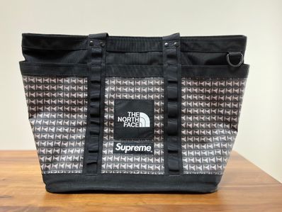 Supreme x The North Face Studded Explore Utility Tote. 17L. "Black" NM82125I
