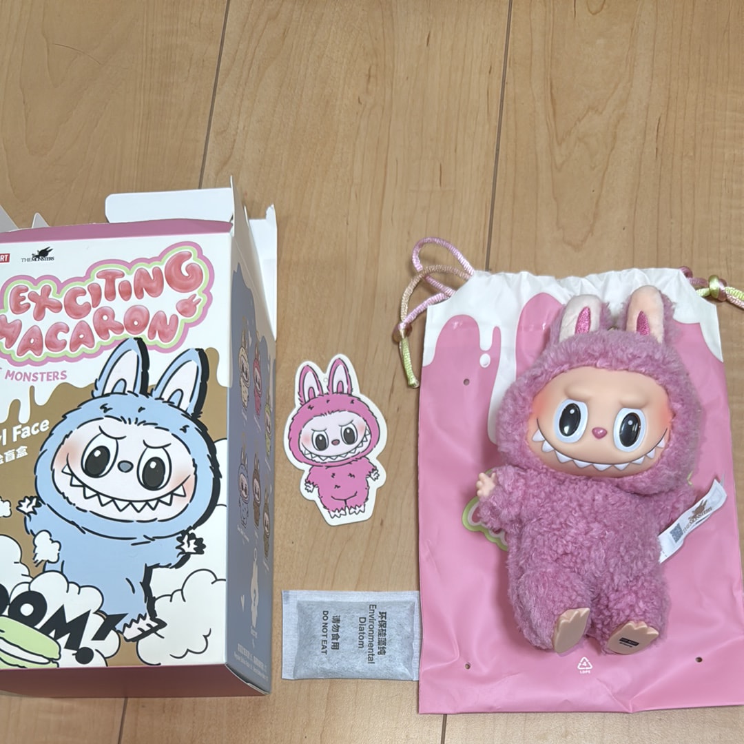 POP MART THE MONSTERS (LABUBU) Exciting Macaron Plush Series LYCHEE BERRY