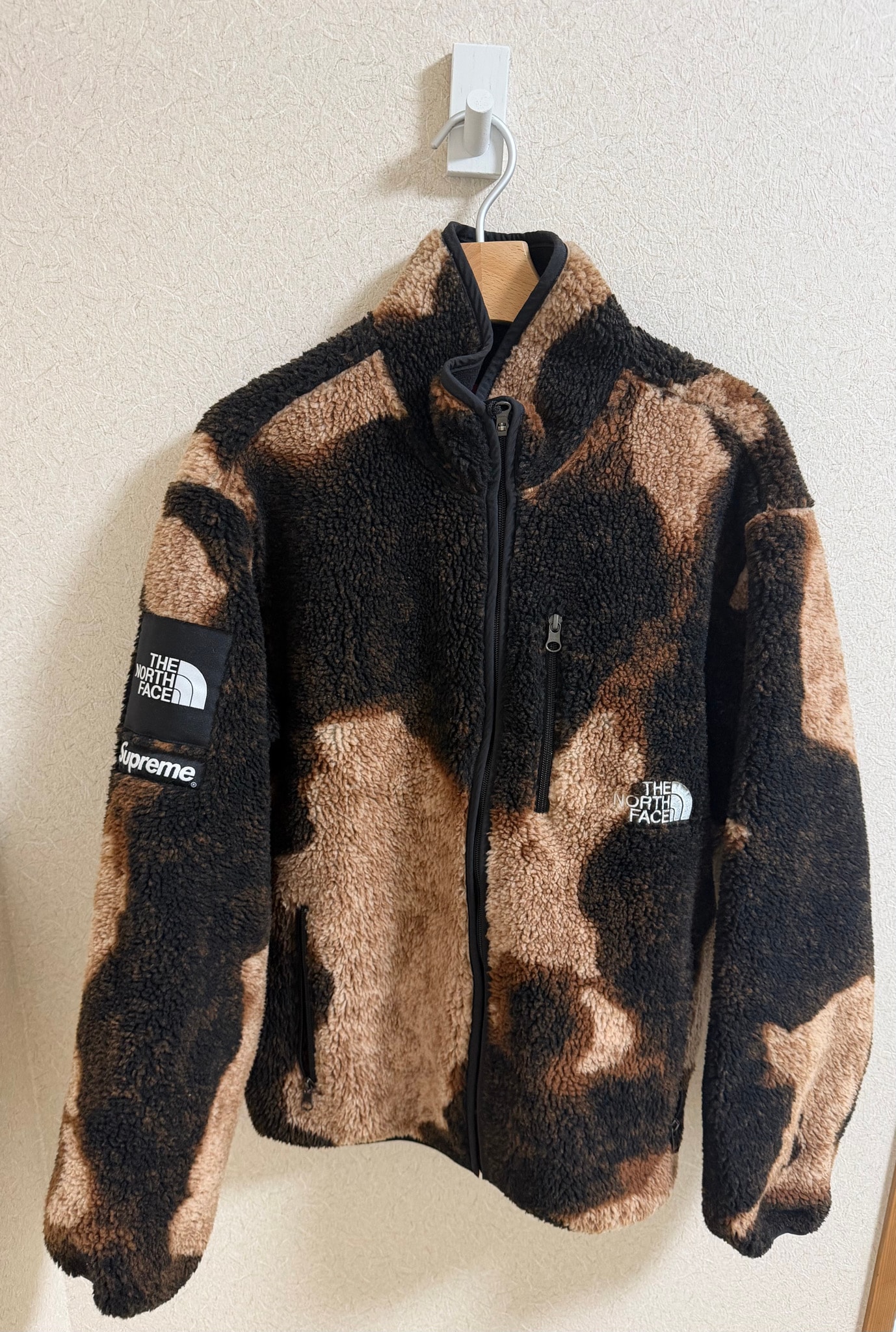 Supreme x The North Face Bleached Denim Print Fleece Jacket "Black"