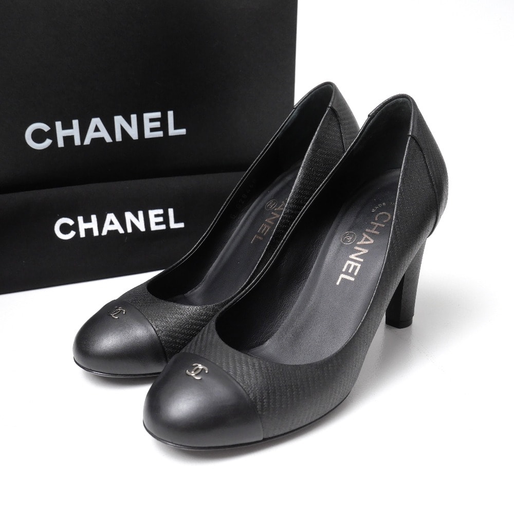 ■美品■CHANEL シャネル パンプス サイズ37 1/2 C 13A ココマーク CC キャップトゥ ブランド古着【中古】20260604/RA9631