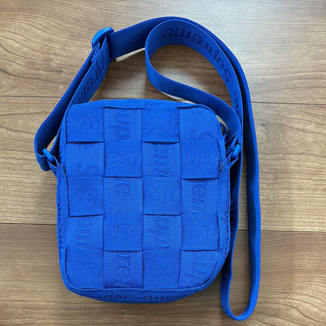 Supreme Woven Shoulder Bag "Royal" (24SS)