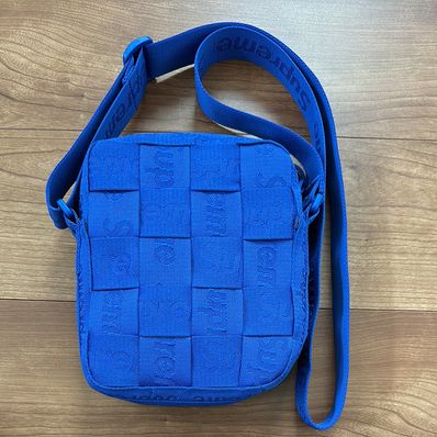 Supreme Woven Shoulder Bag "Royal" (24SS)