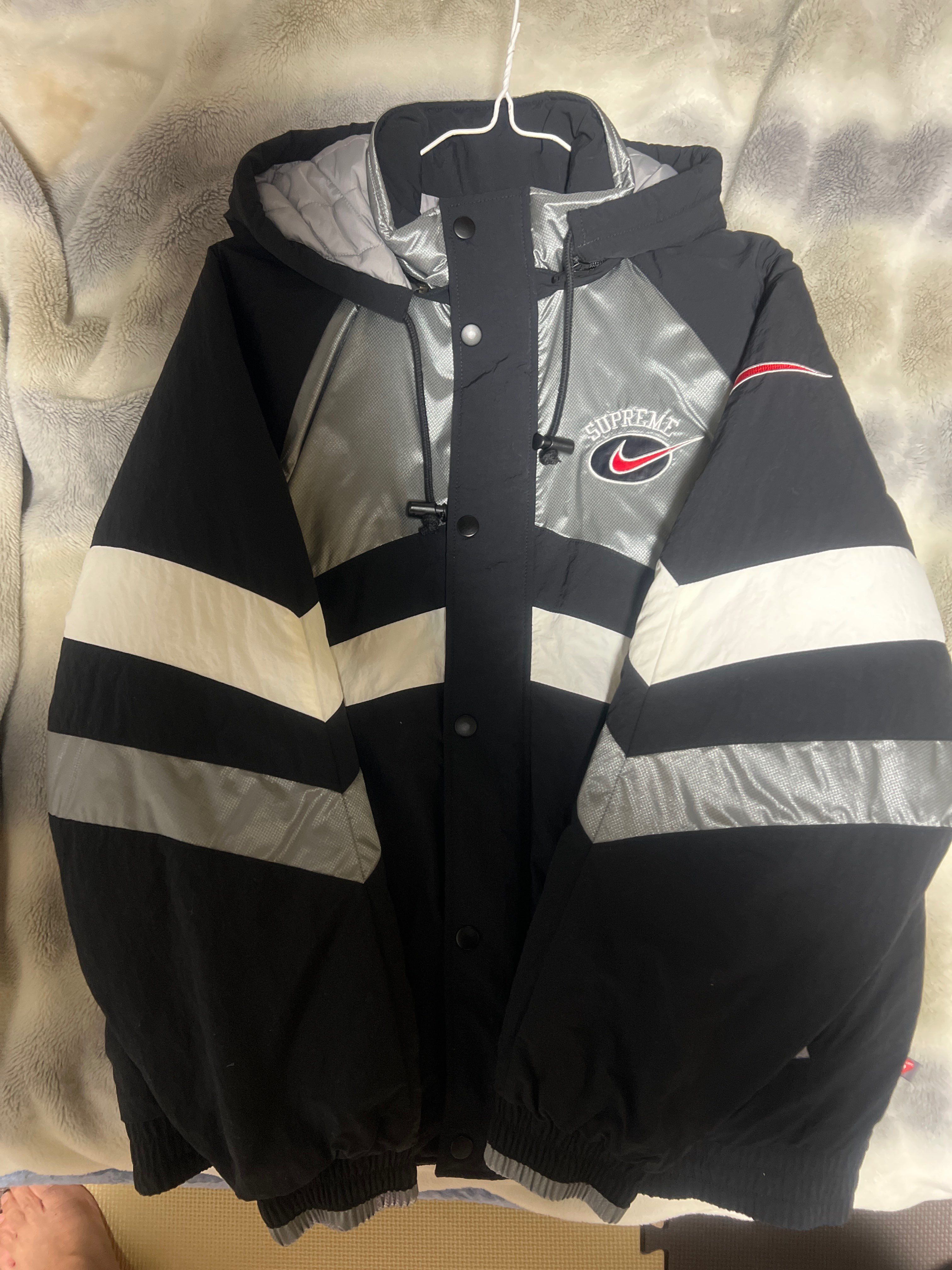 Supreme / Nike Hooded Sport Jacket "Silver"
