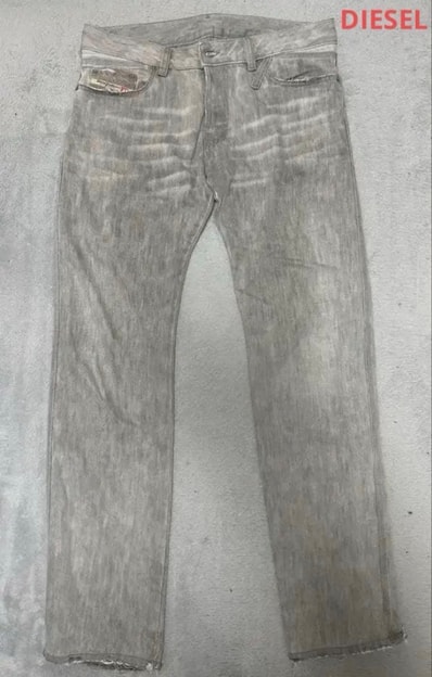DIESELグレー 加工デニム
