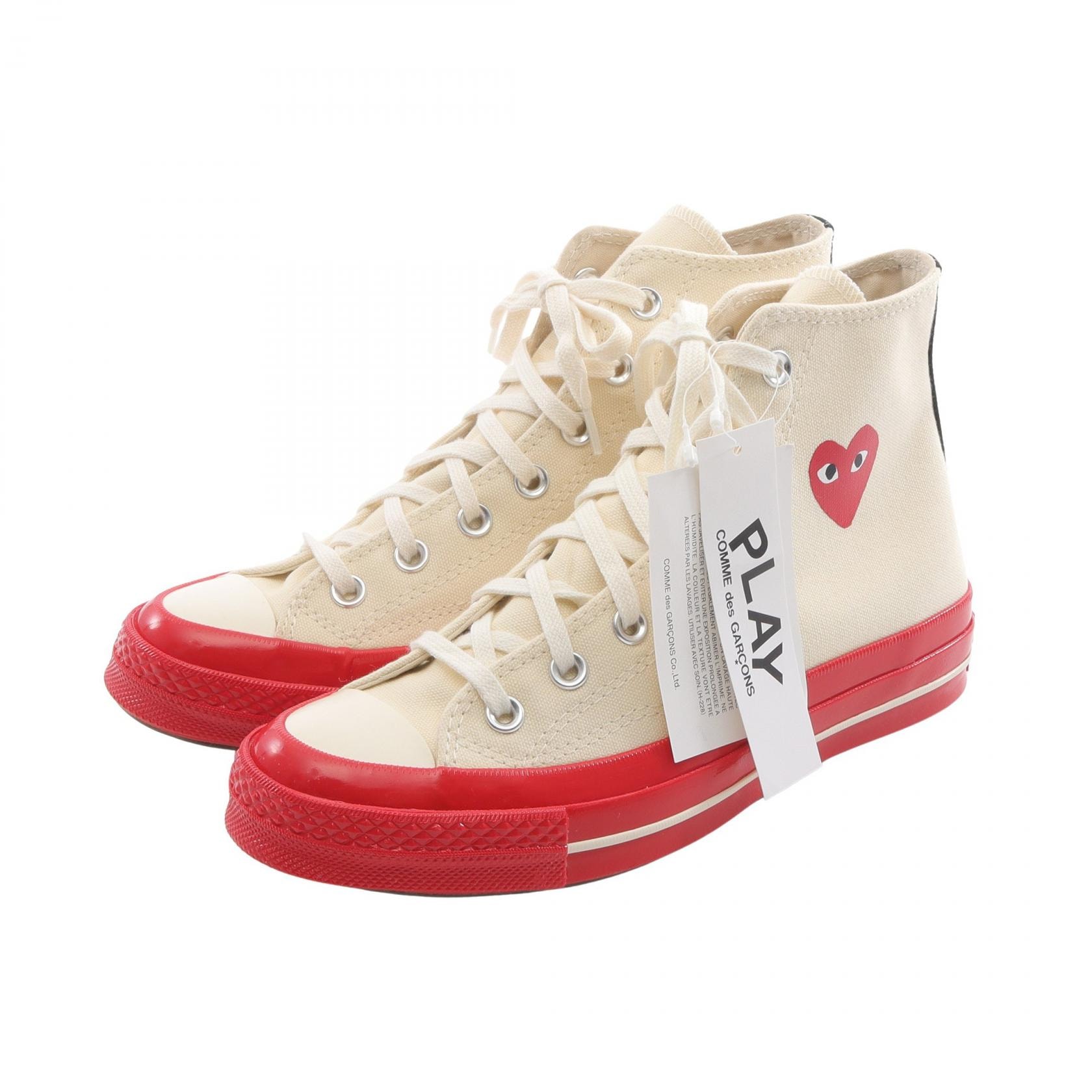 プレイコムデギャルソン PLAY COMME des GARCONS PLAY COMME des GARCONS × CONVERSE スニーカー 靴 キャンバス メンズ ホワイト系 / レッド系 AZ-K124-001-210 【中古】