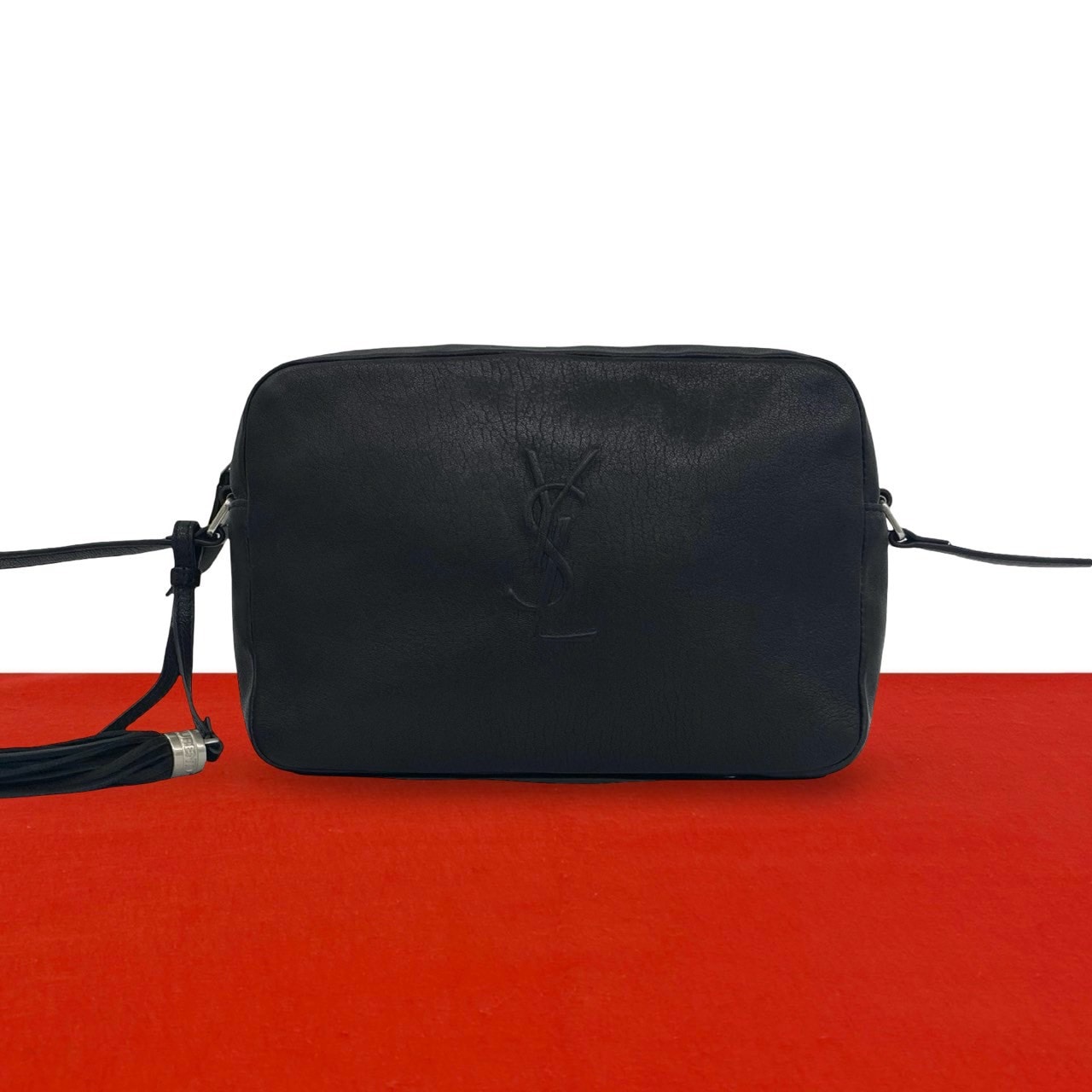 YVES SAINT LAURENT イヴ・サンローラン YSL カサンドラロゴ レザー ショルダーバッグ ブラック
 31578