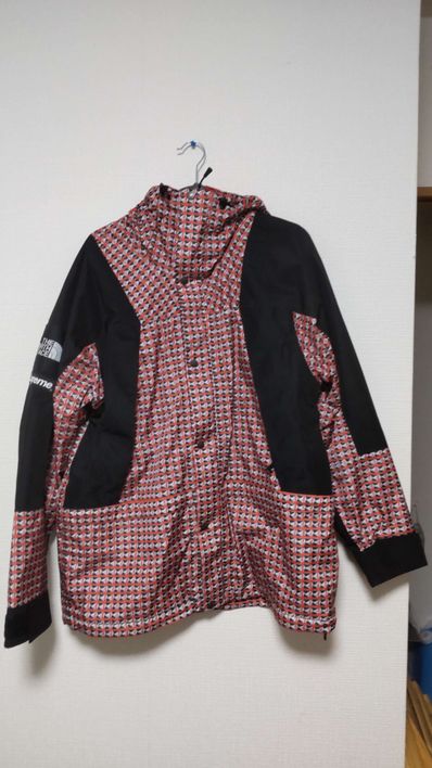 Supreme x The North Face Studded Mountain Light Jacket "Red"
