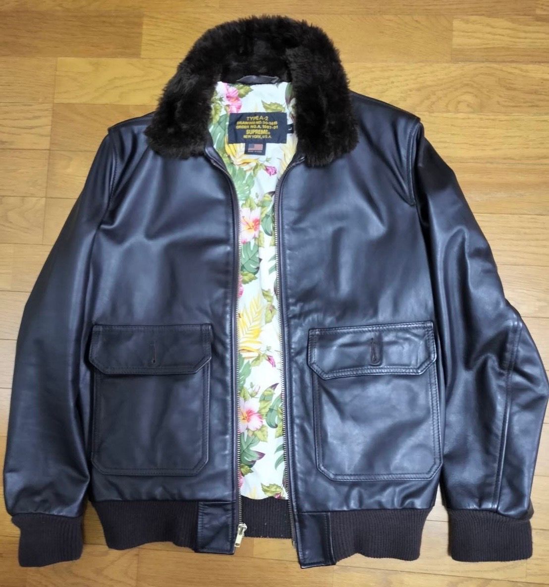 シュプリーム　ショット　レザーSchott Leather A-2 Flight