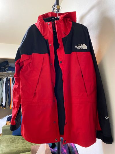 The North Face Mountain Light Jacket "Black"NP11834