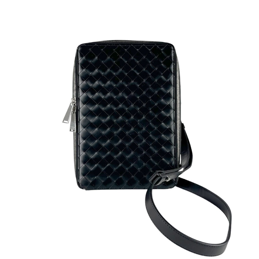 ボッテガヴェネタ BOTTEGAVENETA ショルダーバッグ イントレチャート レザー ブラック メンズ B08485374S【中古】 z9895