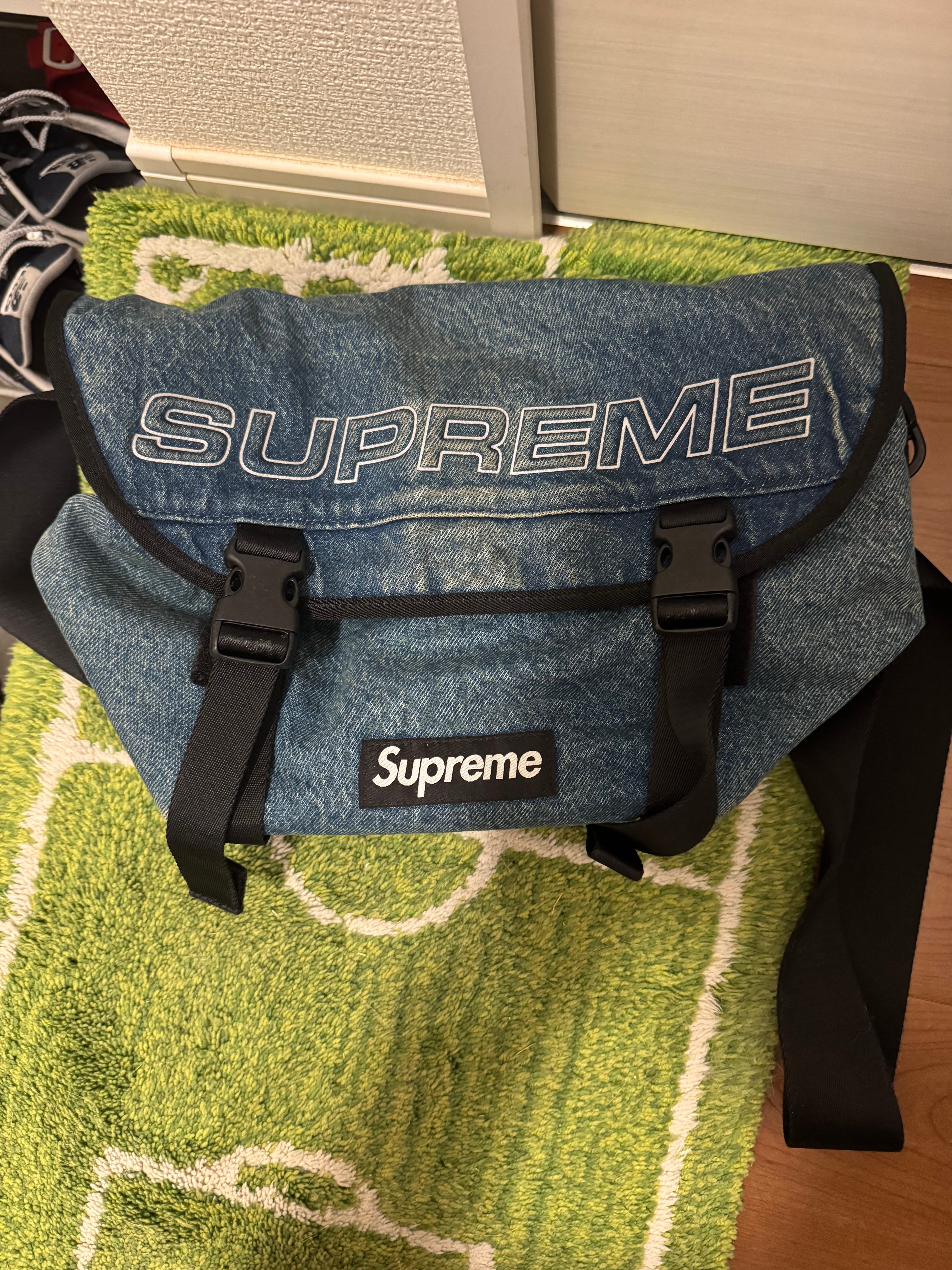 Supreme Denim Messenger Bag "Washed Indigo"