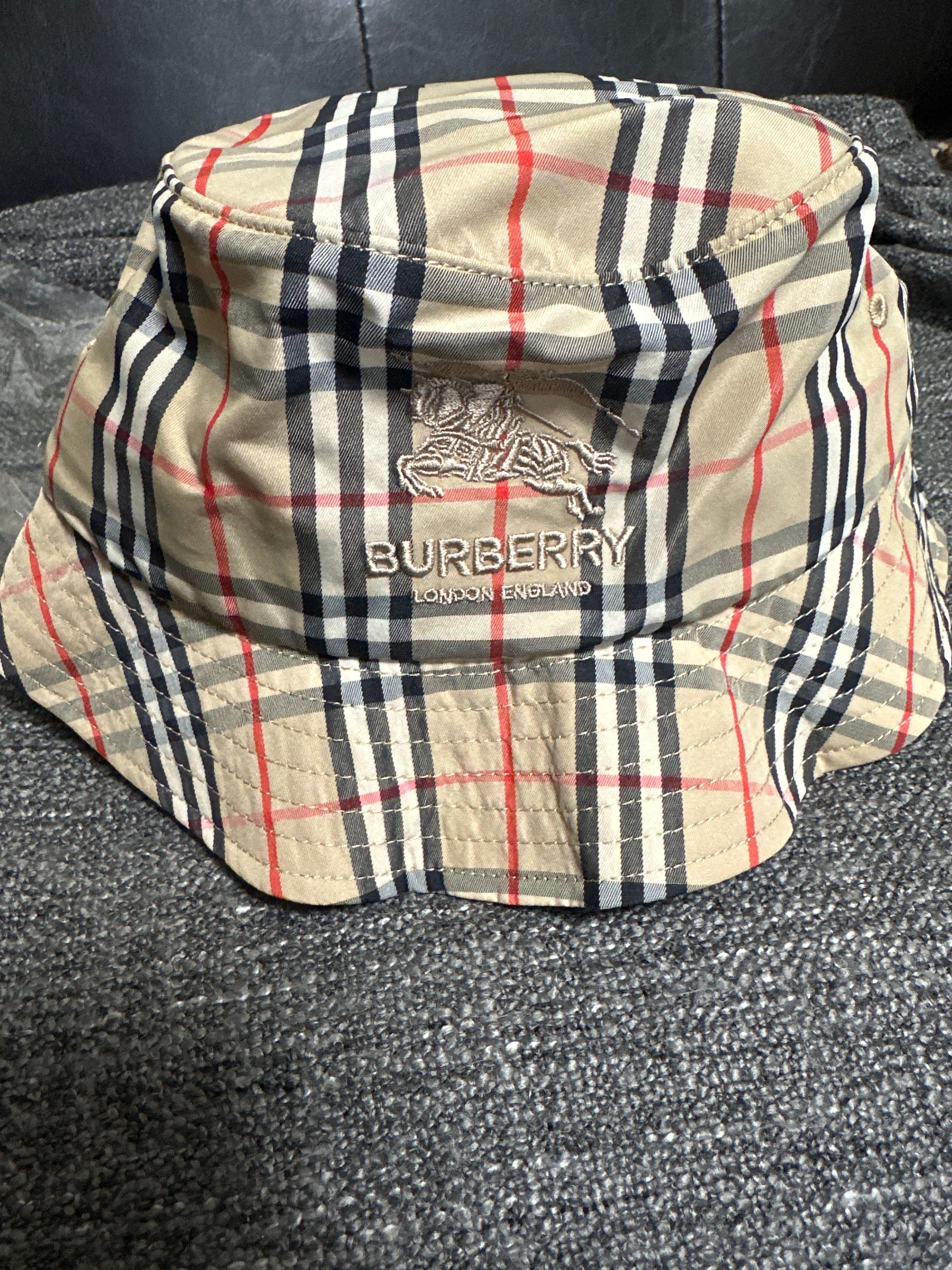 Supreme / Burberry Crusher "Beige"