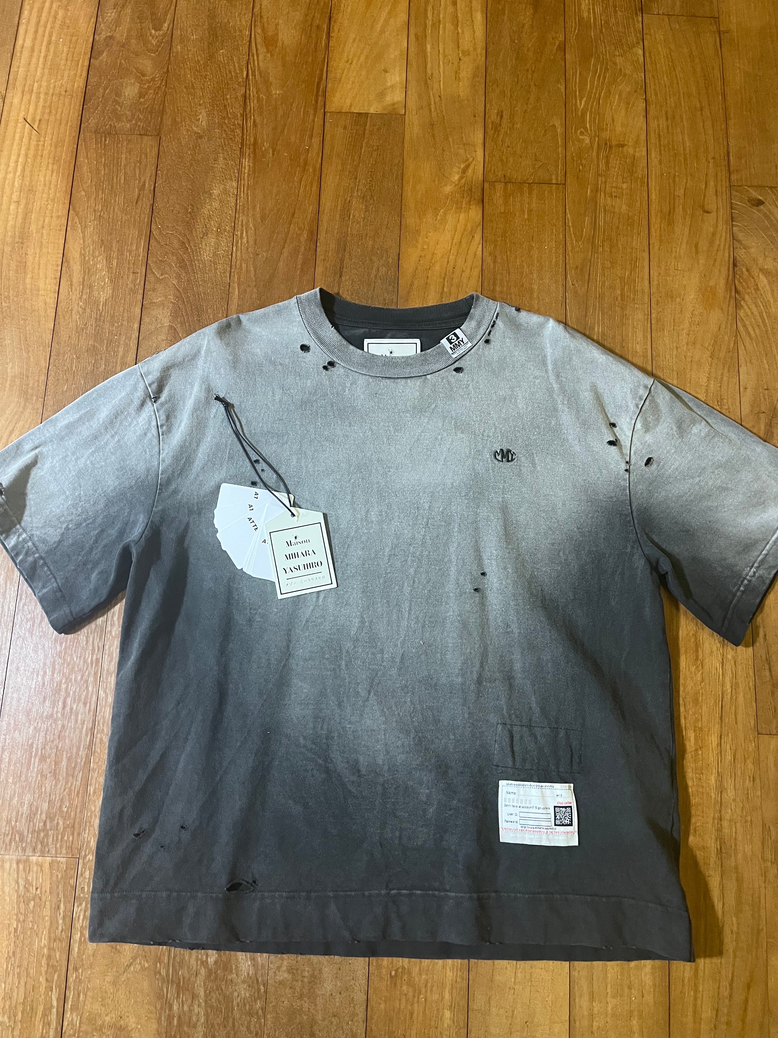 メゾンミハラヤスヒロ Maison mihara yasuhiro Tシャツ