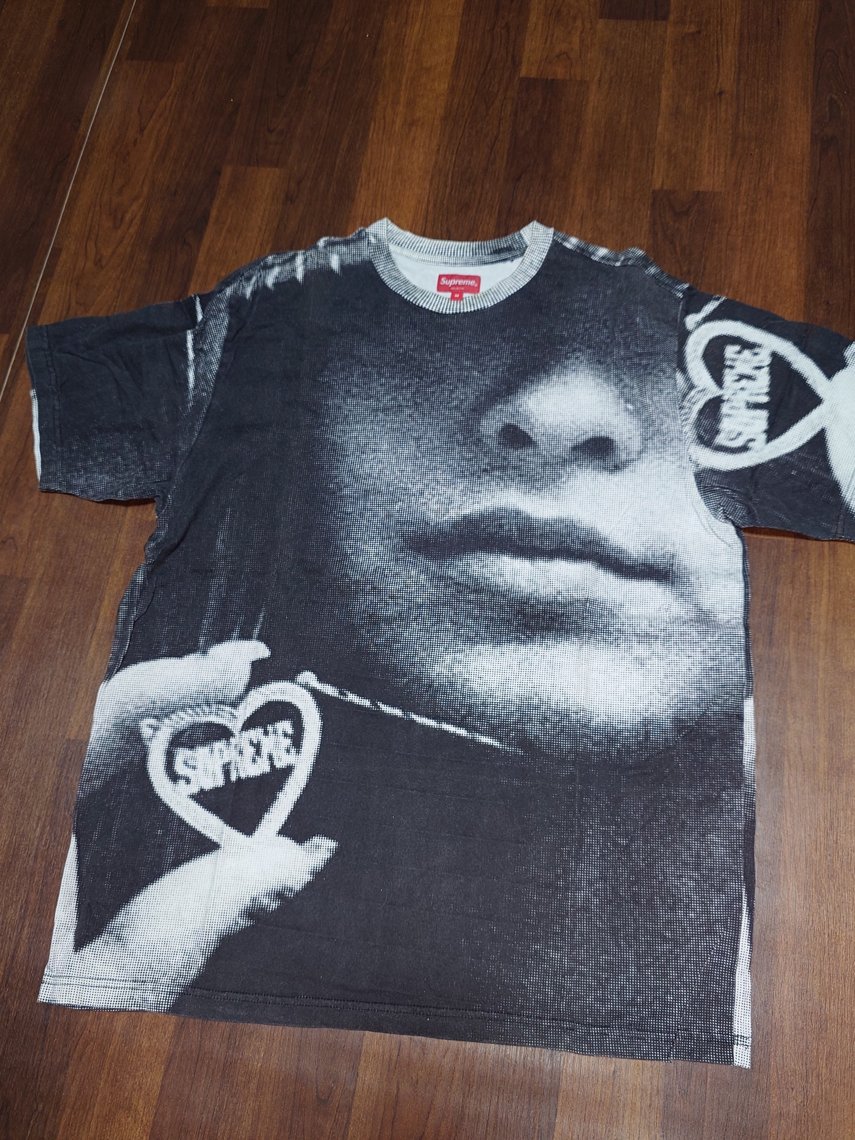 Supreme Hard Tee 