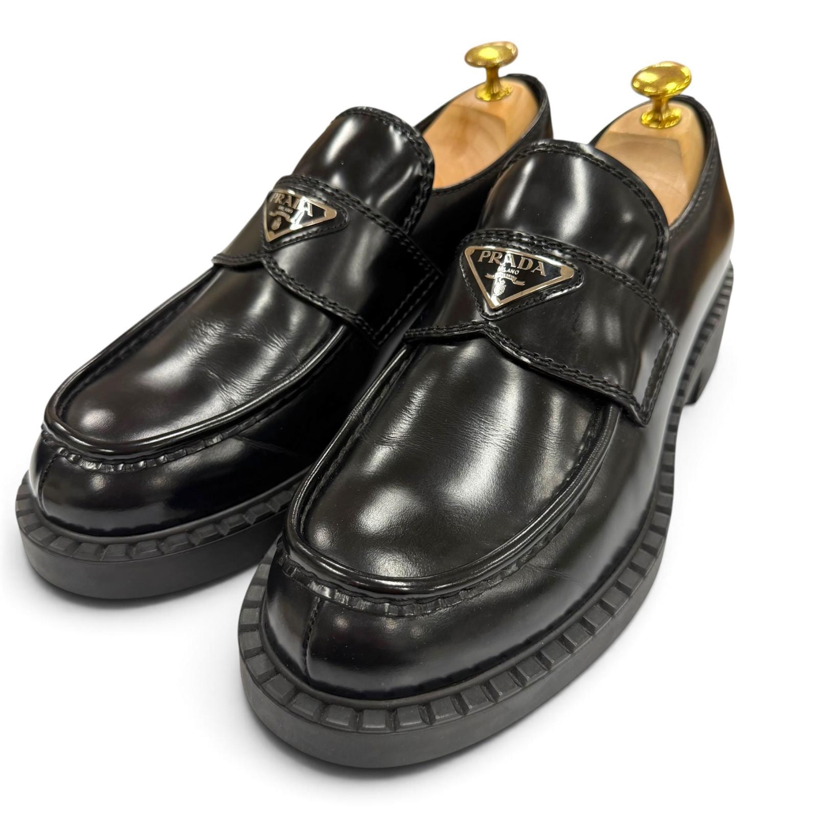 極美品 プラダ ローファー ブラック メンズ 7 2DE127