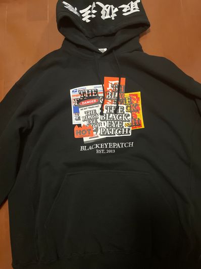 Black Eye Patch Label Pack Hoodie "Black"