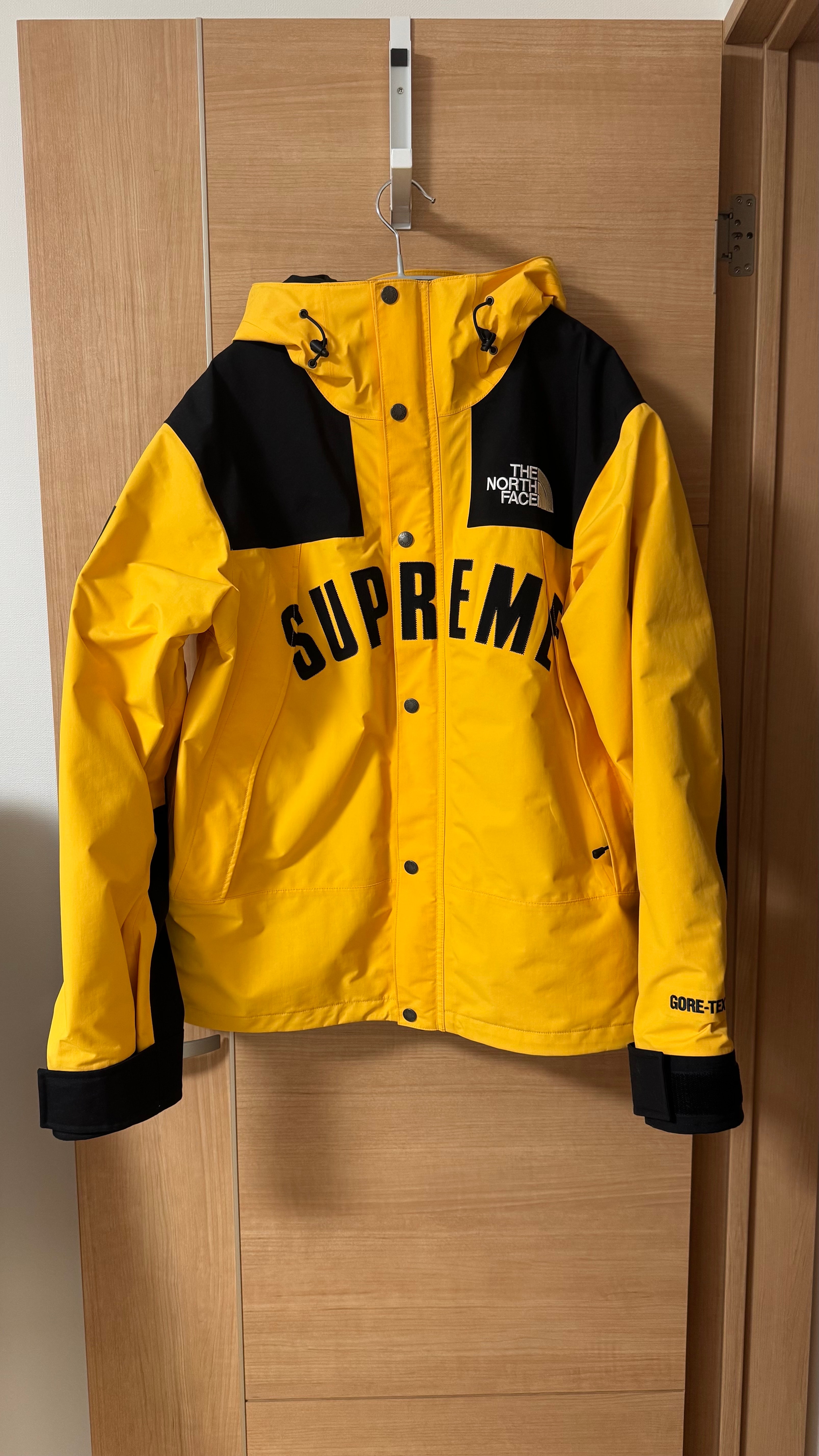 Supreme x The North Face Arc Logo Mountain Parka "Yellow"