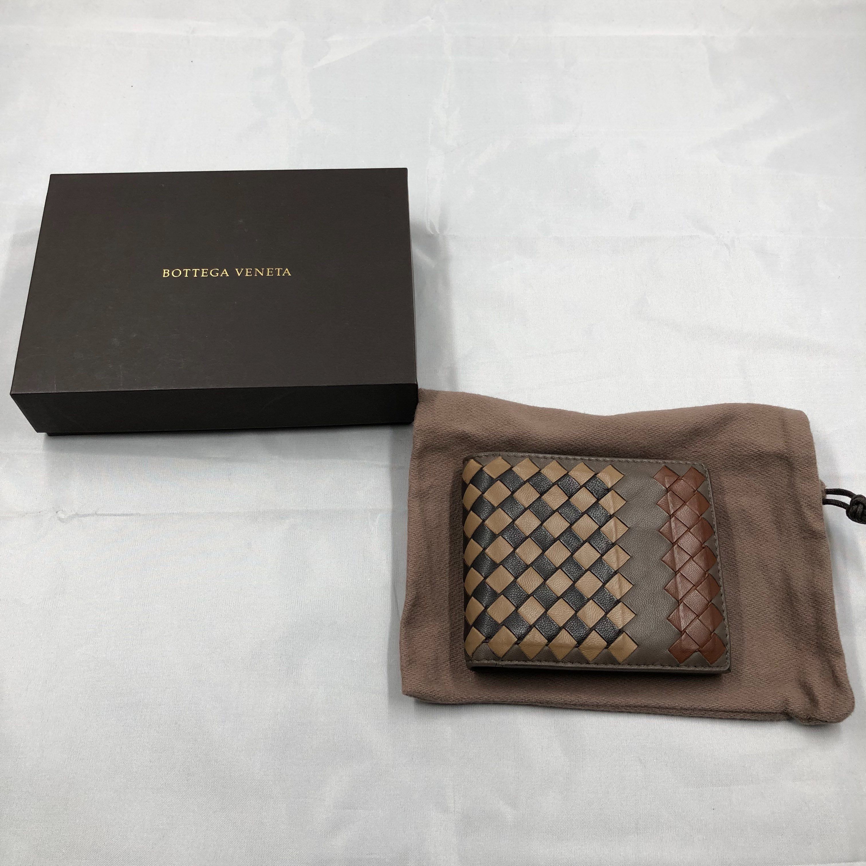 ボッテガ•ヴェネタ 2つ折り財布