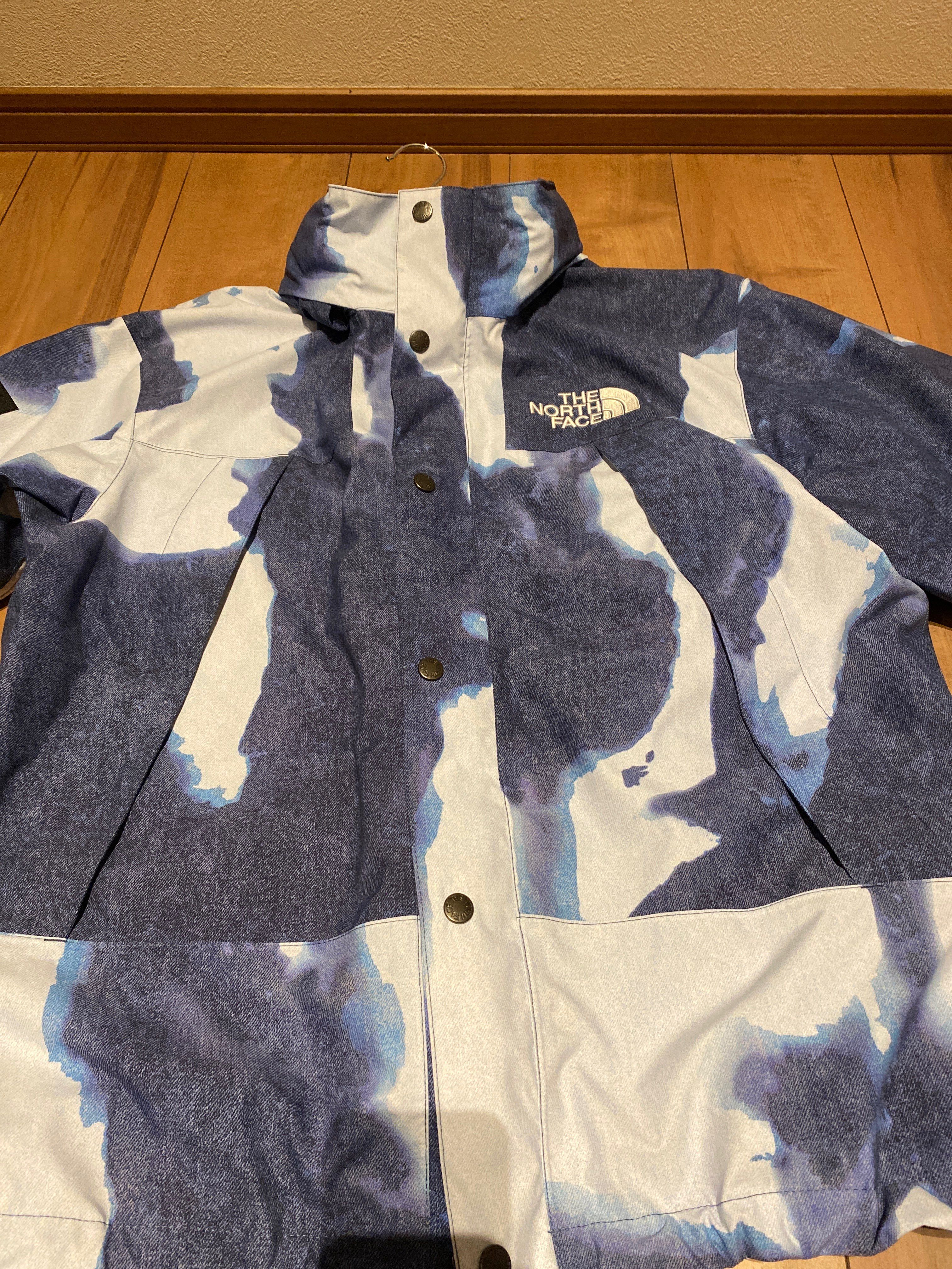 Supreme x The North Face Bleached Denim Print Mountain Jacket "Indigo"