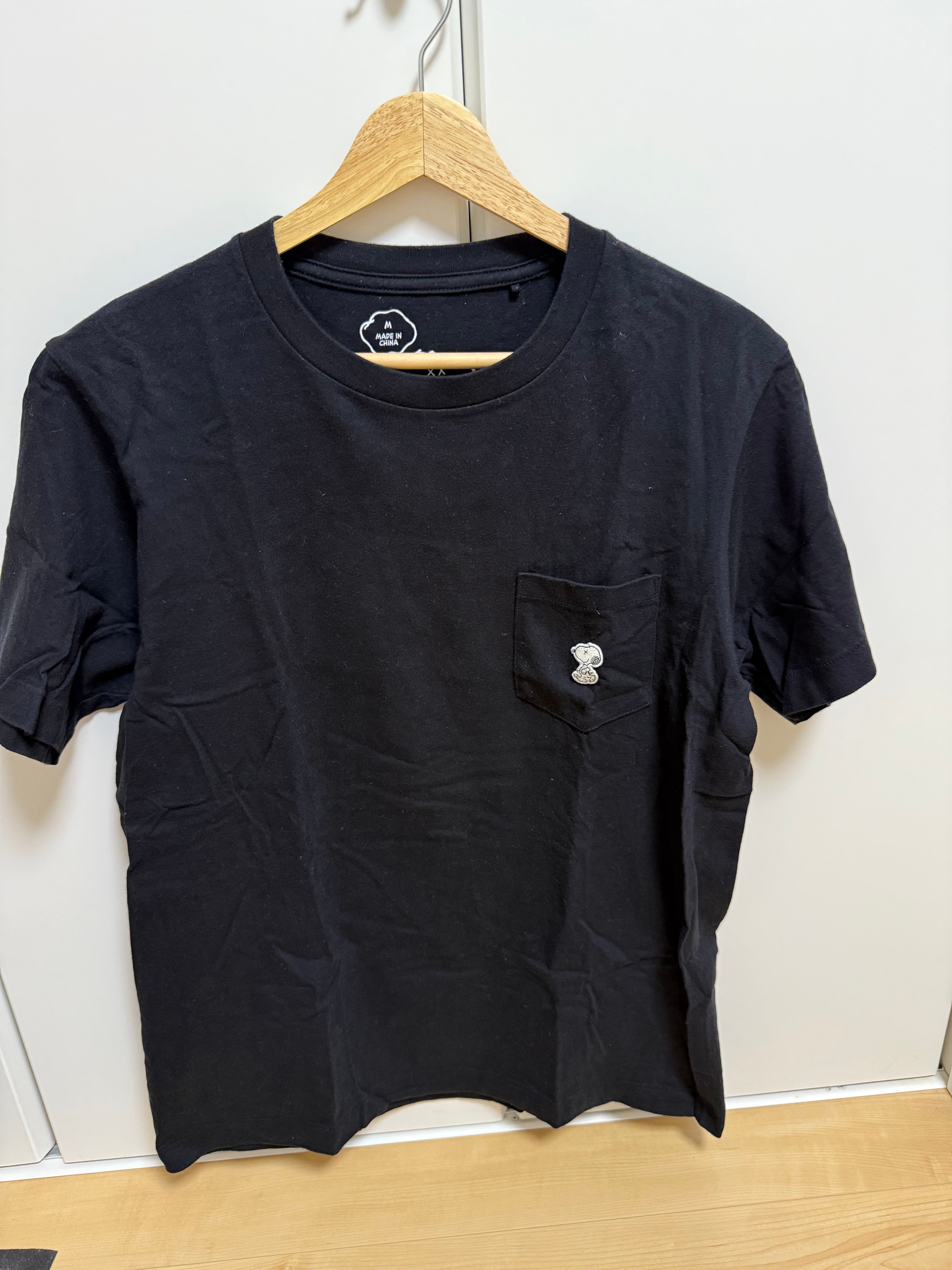Uniqlo x KAWS x Peanuts Snoopy Pocket Tee "Black"