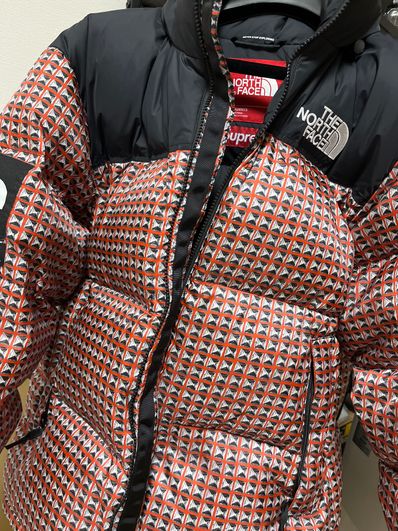 Supreme x The North Face Studded Nuptse Jacket "Red"