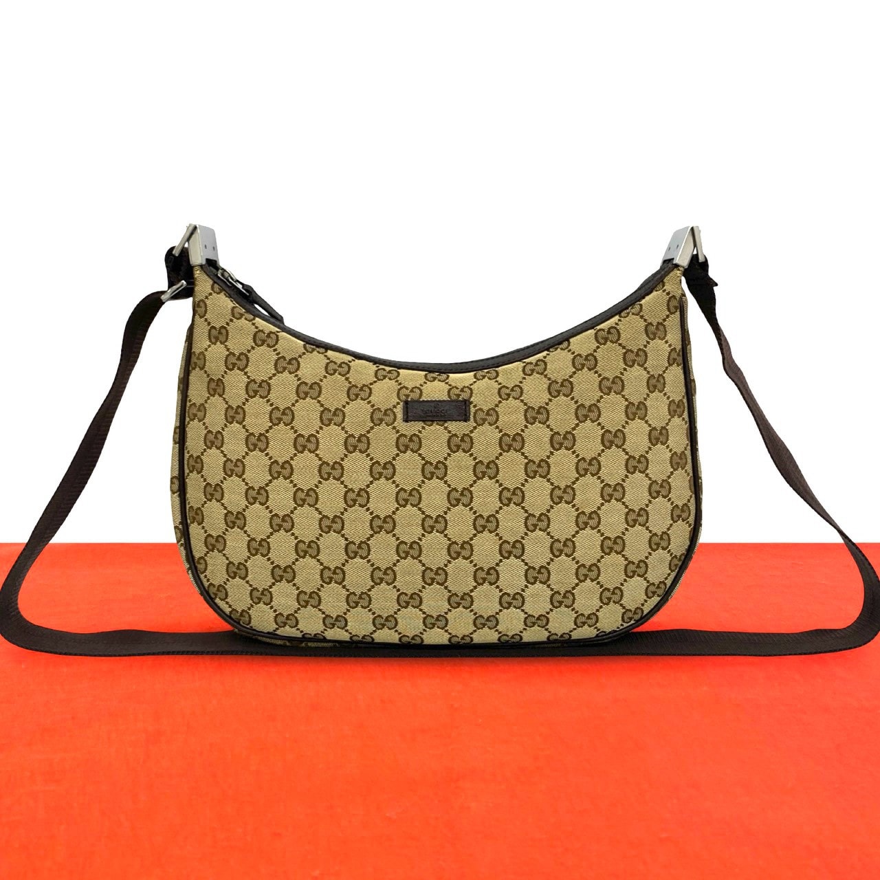 GUCCI グッチ ロゴ キャンバス レザー ショルダーバッグ ブラウン
 01853