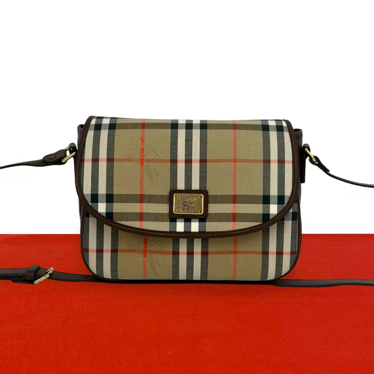 B (目立った傷や汚れなし)】BURBERRY バーバリー ノバチェック