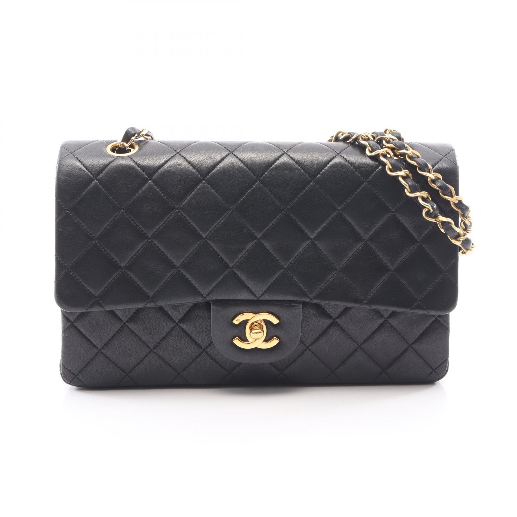 シャネル CHANEL マトラッセ Wフラップ ショルダーバッグ バッグ ラムスキン(羊革) レディース ブラック系 【中古】