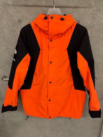 Supreme x The North Face Mountain Light Jacket "Power Orange"